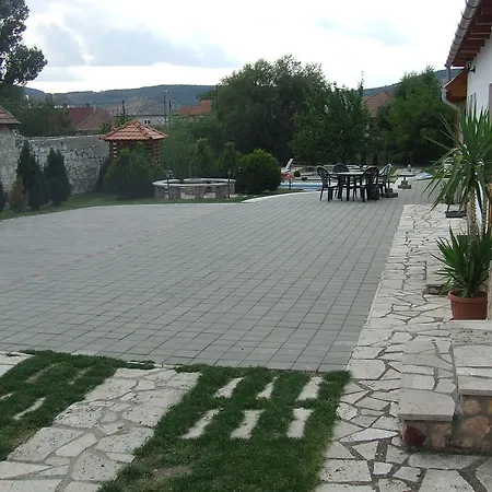 Gæstehus Hegyalja Gyongyszeme Panzio Tokaj